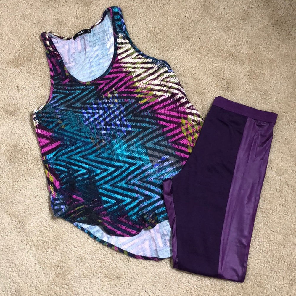 Purple Zigzag Top w/ Purple Leggings Outfit